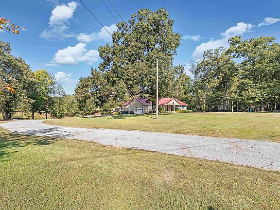 5th image of 696 County Road 108