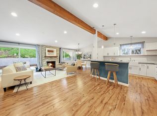 2046 Finch Ln, San Diego, CA 92123