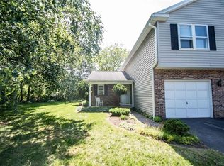 155 Flower Dale Dr, Rochester, NY 14626