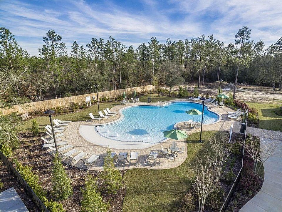 2nd image of 710 Widgeon Way
