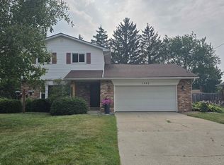 1455 Fromm Dr, Saginaw, MI