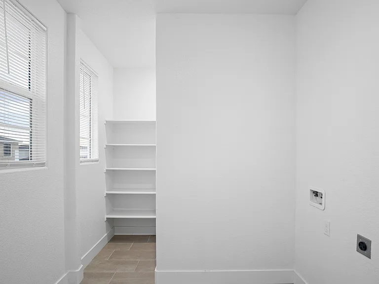 2455-00 Explorador Dr — Photo 18