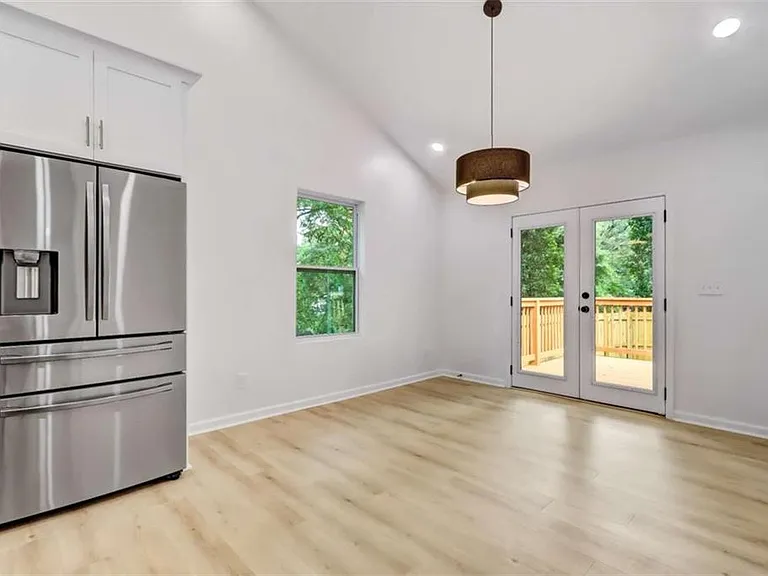 1200 Byewood Ln SW — Photo 18