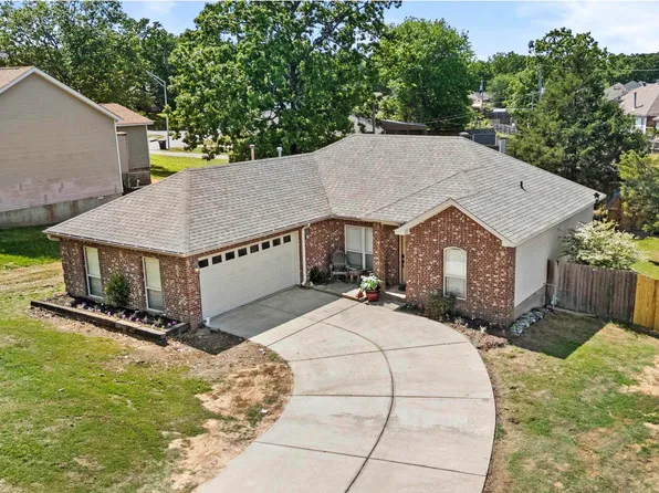 10610 Rockbrook Dr, Sherwood, AR 72120