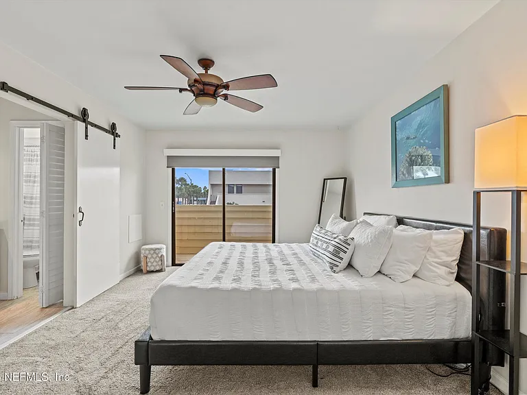 2219 Gorden Ave — Photo 17