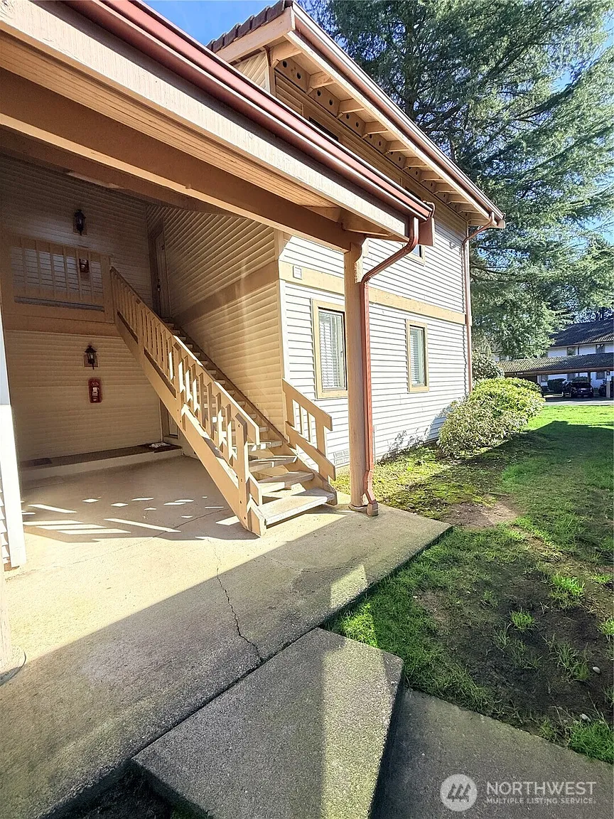 17307 119th Lane SE #K12 photo 1