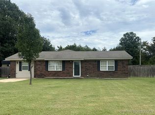 24 Parker Rd, McAlester, OK 74501