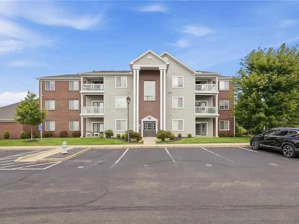 2275 Pinnacle Ct APT 310, Fairborn, OH 45324
