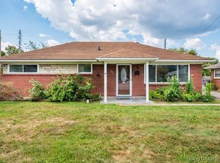 401 Mockingbird Dr, Jeffersonville, IN 47130