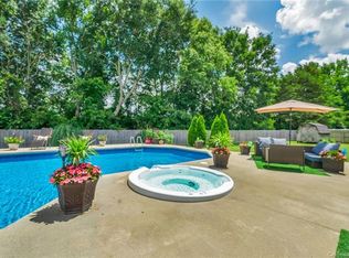 4019 Shadow Pines Cir, Indian Trail, NC 28079