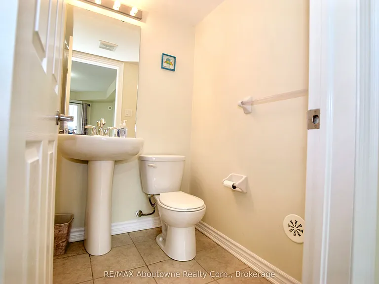 2441 Greenwich Dr #116 — Photo 23