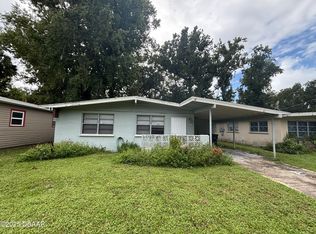 724 Greenway Pl, Daytona Beach, FL 32114