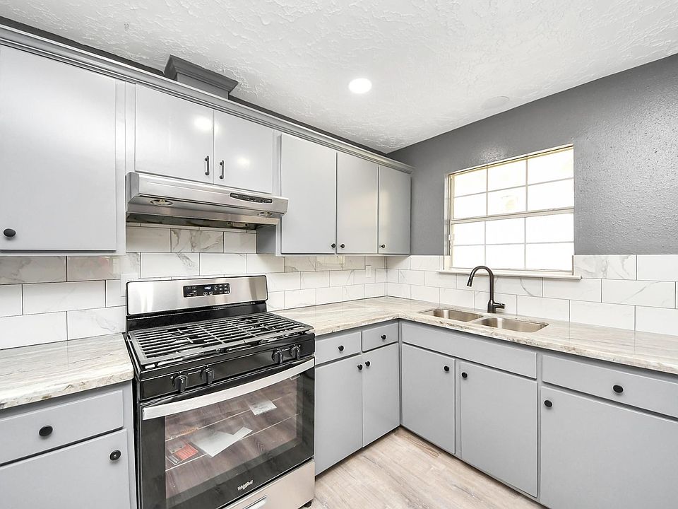1st image of 5444 Ridge Wind Ln