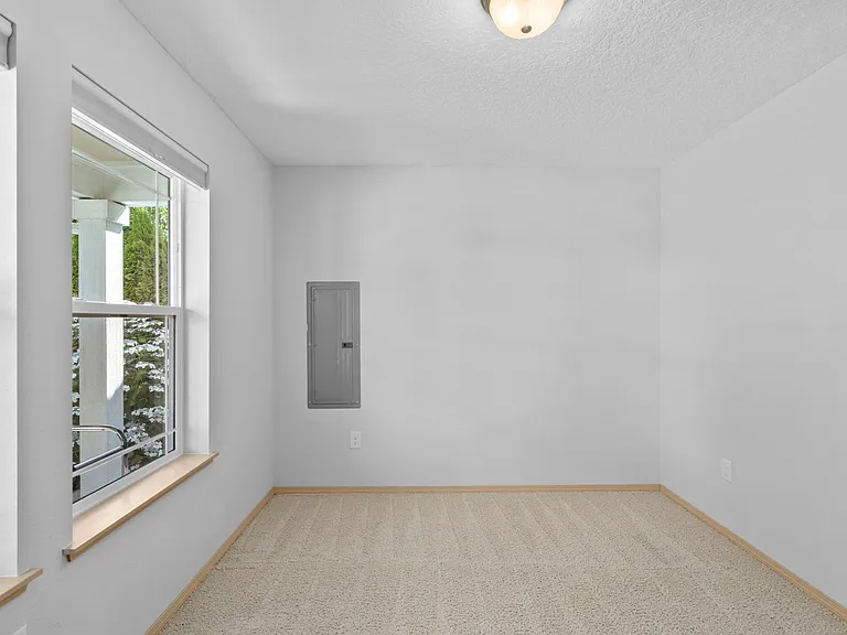 3823 S Mead St — Photo 5