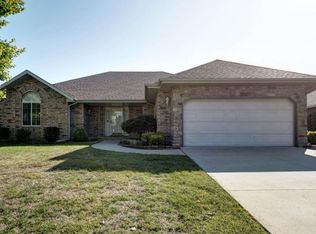 3712 S Lexus Ave, Springfield, MO 65807