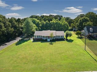 2501 Villa View Dr, Siloam Springs, AR 72761