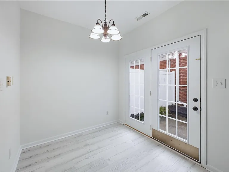 6928 Creft Cir — Photo 19