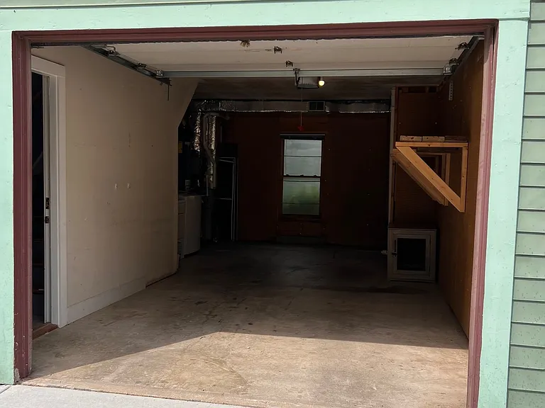 1347A N Park Ave — Photo 3