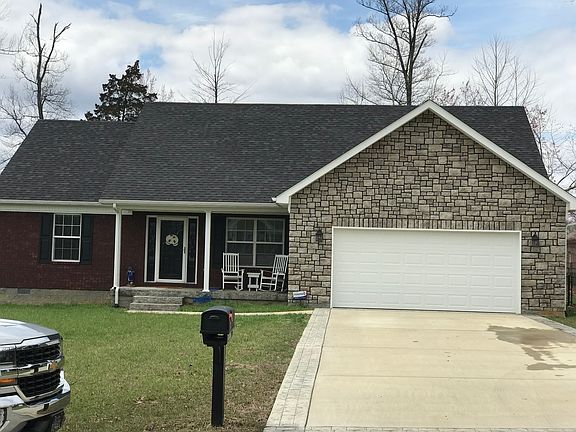 2nd image of 106 Lancaster Ln