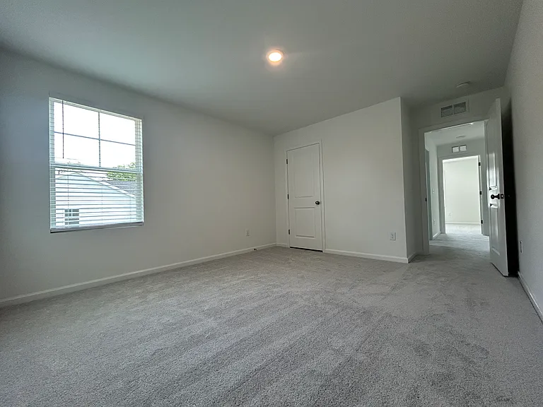 151 Hanover Dr — Photo 34