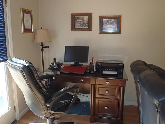 4th image of 8066 Deer Branch Dr