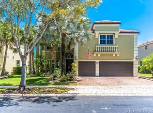 953 SW 167th Ave, Pembroke Pines, FL 33027