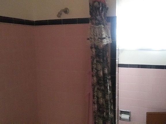Restroom1