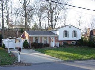 2712 Byron Dr, Roanoke, VA 24019