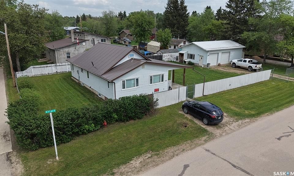 1st image of 101 5th AVENUE S