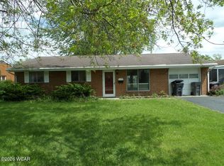 2104 Virginia Ave, Lima, OH 45801