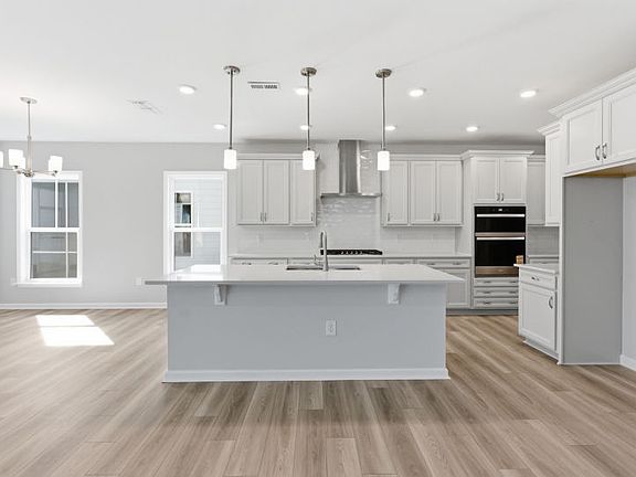 Rockingham 106 - Dream Kitchen Awaits Your Family