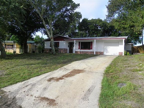 3rd image of 3475 Pinehurst Dr