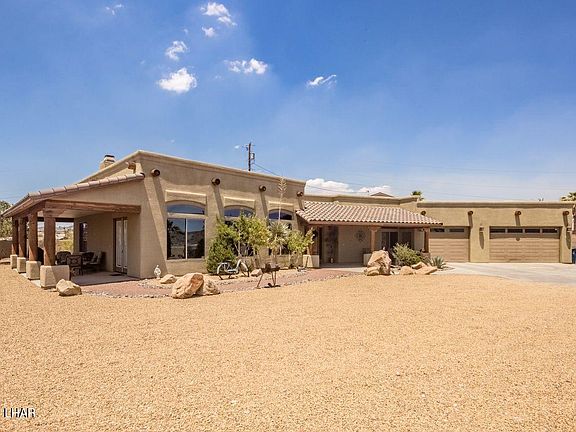 2nd image of 3971 Montezuma Dr