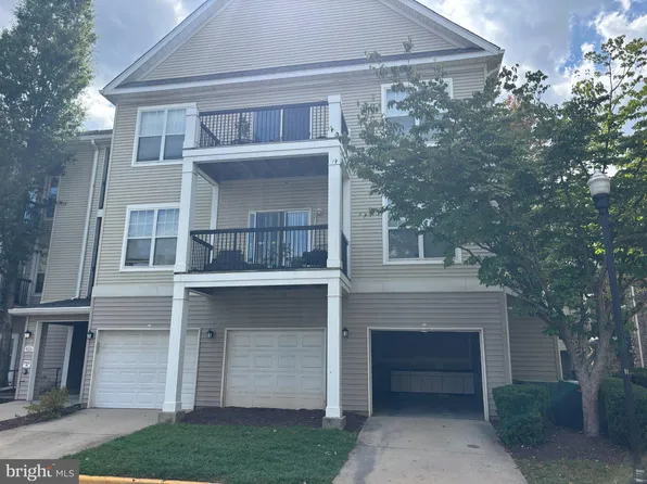 5124 Brittney Elyse Cir APT F, Centreville, VA 20120