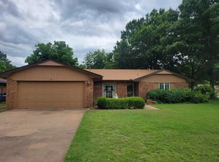 1510 Somerset Pl, Duncan, OK 73533