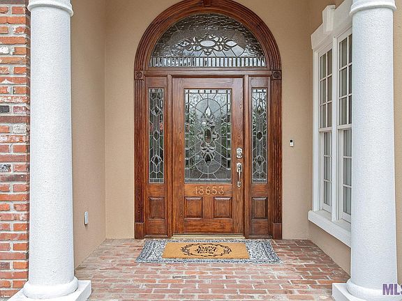 3rd image of 18653 Antebellum Ct