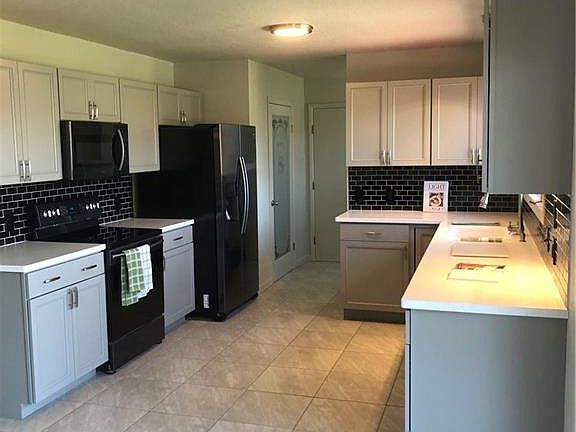 5th image of 3129 Myrtle Dr