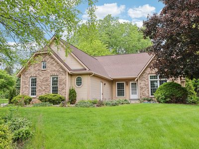 N61W14730 Woodcrest Ct, Menomonee Falls, WI, 53051