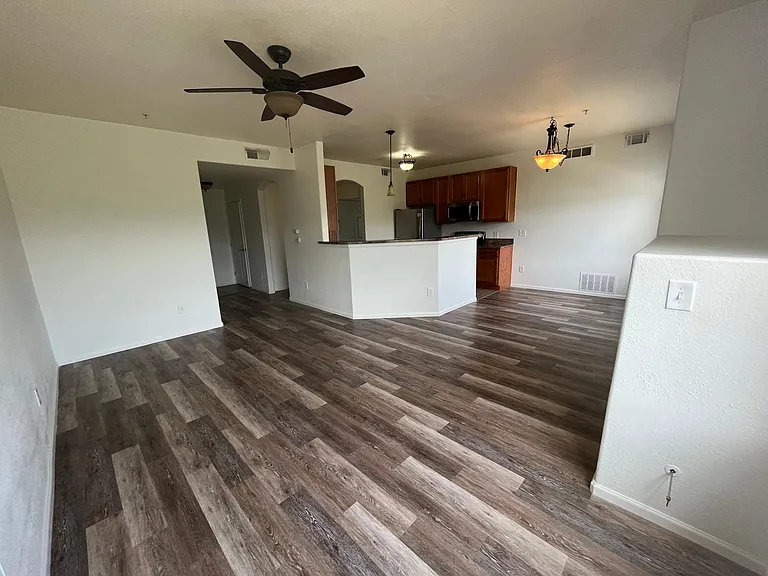 3035 Blue Sky Cir #10-102 — Photo 2