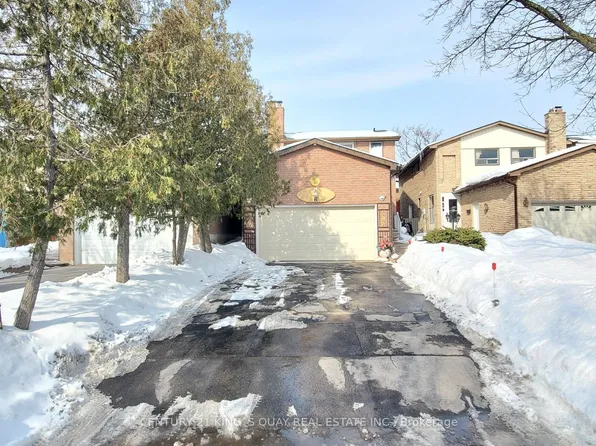 6 Cottsmore Cres, Markham, ON L3R 3X6