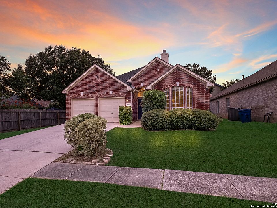 1st image of 15015 STONETOWER DR