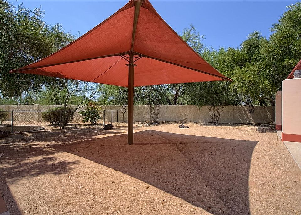 Shade play area
