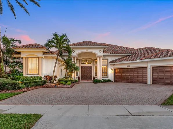 13750 NW 18th Ct, Pembroke Pines, FL 33028