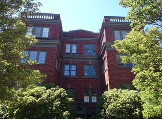 921 11th Ave E APT 3, Seattle, WA 98102