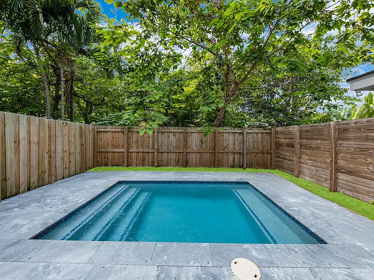 3142 Carter St — Photo 47