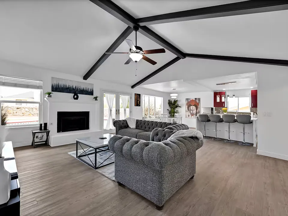 608 El Parque Dr