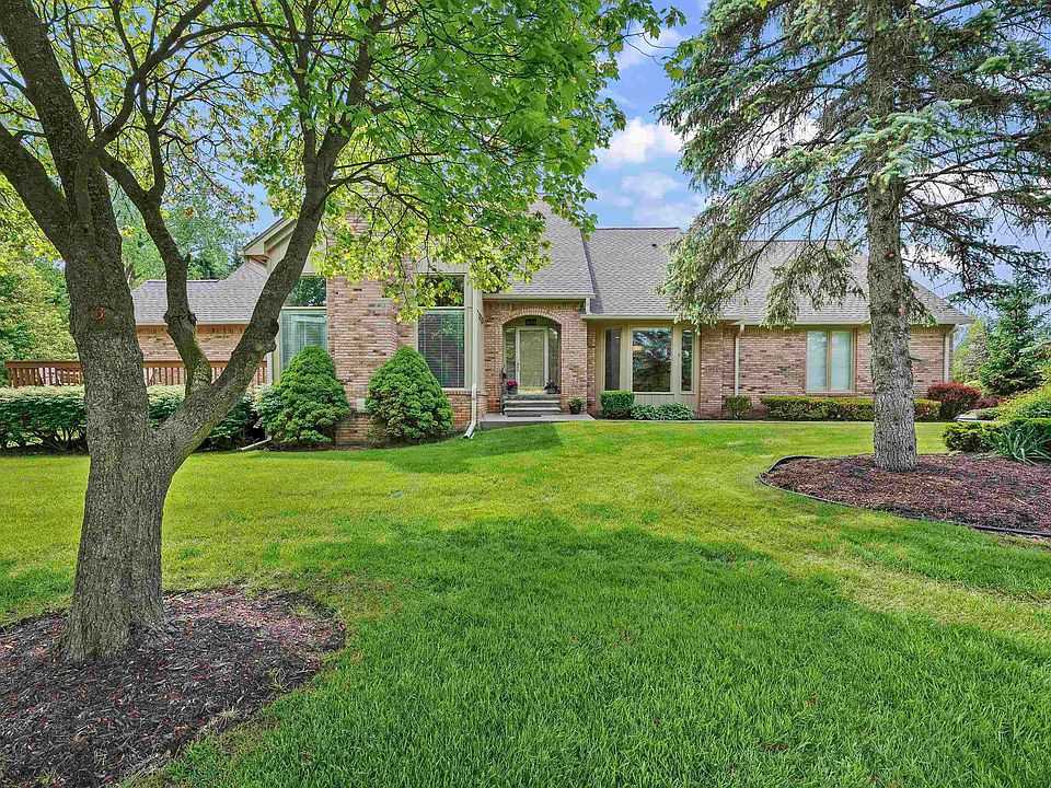 1st image of 2164 Sandlewood Dr