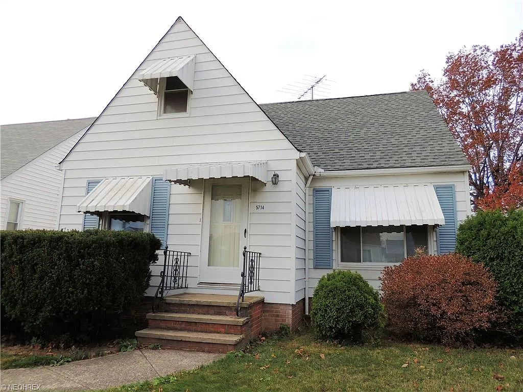 5714 Kenneth Ave photo 1