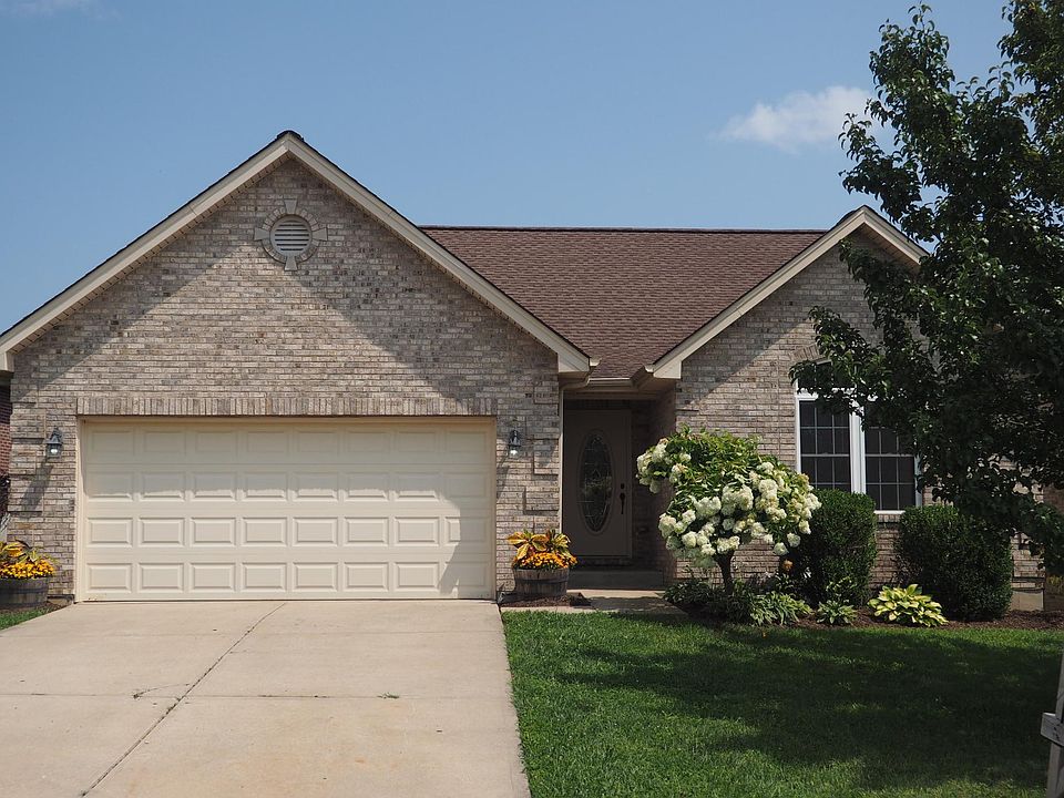 1st image of 989 Oceanage Dr
