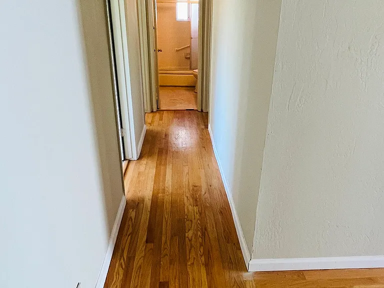 10460 Davison Ave — Photo 4